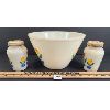 Image 3 : LOT OF 3 - FIRE KING TULIPS PATTERN MIXING BOWL & SHAKERS