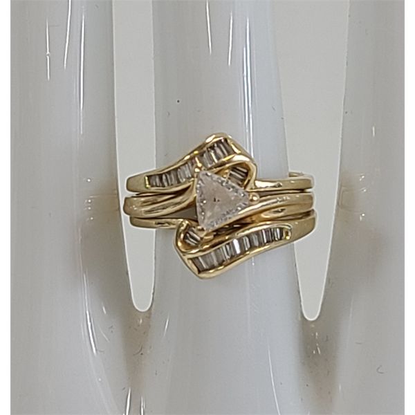 WOMEN'S DIAMOND 14K GOLD ENGAGEMENT RING & WEDDING BAND