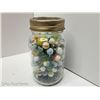 Image 3 : VINTAGE 3 MASON JARS MARBLES