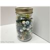 Image 4 : VINTAGE 3 MASON JARS MARBLES