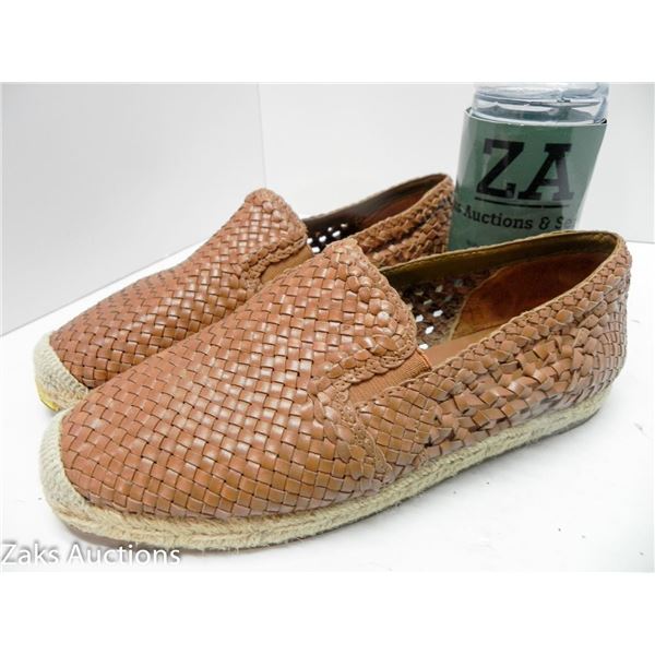 NEW MICHAEL KORS WOMENS SHOE