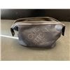 Image 1 : LOUIS VUITTON TOILETRIES BAG