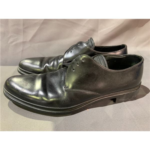 PRADA DRESS SHOES SIZE 9