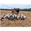 Image 5 : 1-Day SE Michigan Early Goose Hunt September 28th for Two (2) Hunters