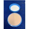 Image 2 : Rimmel Pressed Powder (10g) Fair 010
