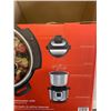 Image 2 : INSTANT POT DUO 6QT MULTI COOKER 7 IN 1, GOOD USED  CONDITION,