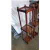 Image 2 : 2 MAHOGANY PLANTSTANDS