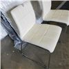 Image 2 : 4 WHITE MODERN DINING CHAIRS