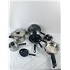 Image 1 : Kitchen Cookware Lot