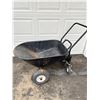 Image 1 : Yardworks 4 Wheeled Dumping Wheelbarrow