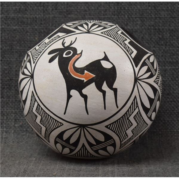 ACOMA INDIAN POTTERY BOWL BY ROSE CHINO