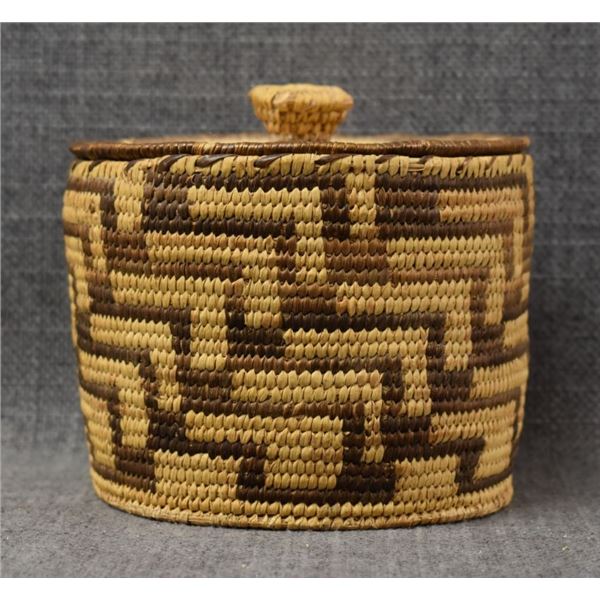 PAPAGO INDIAN LIDDED BASKET