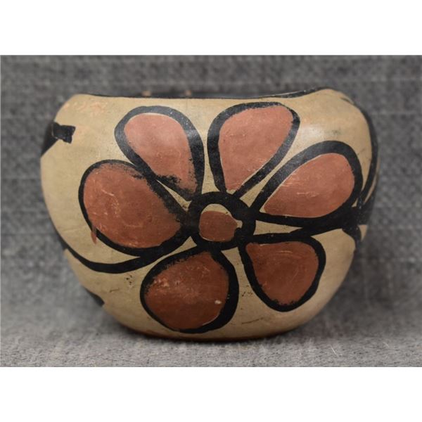SANTO DOMINGO INDIAN POTTERY BOWL