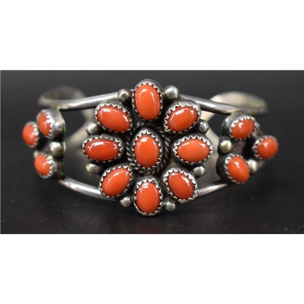 NAVAJO INDIAN SILVER BRACELET