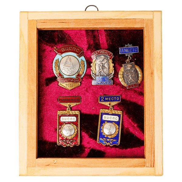 Framed Collection of 5 Badges