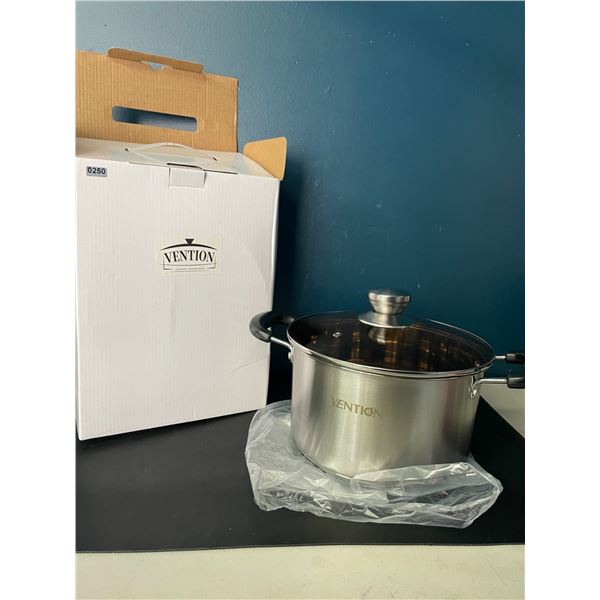 Lot of 1 Vention Stainless Steel Cooking Pot w/ Glass Lid - Brand New!