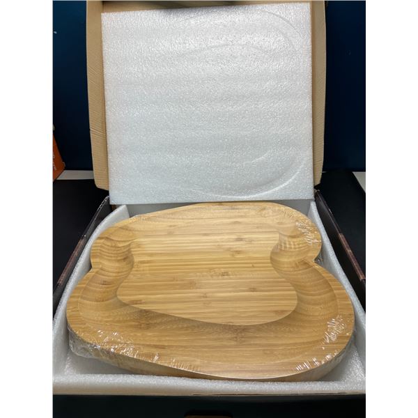 Lot of 1 Bamboo Cheese Board/Charcuterie Board - Apple Shaped - w/ 4 Cheese Knives - New Sealed!