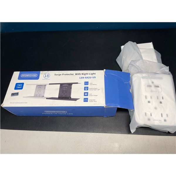 Lot of 1 Multi-Outlet Surge Protector with Night Light