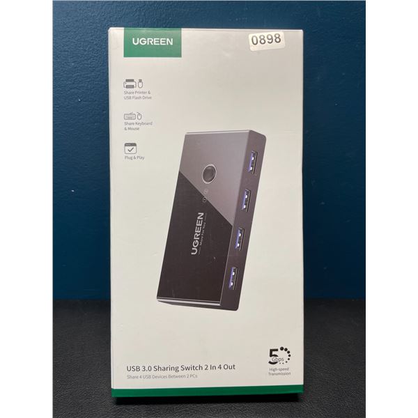 Lot of 1 Ugreen USB 3.0 Sharing Switch 2 in 4 Out