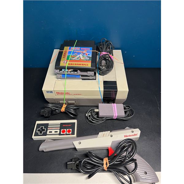 Lot of 1 NES Console - Includes 3 Games and Accessories