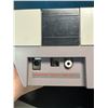 Image 3 : Lot of 1 NES Console - Includes 2 Games and Accessories