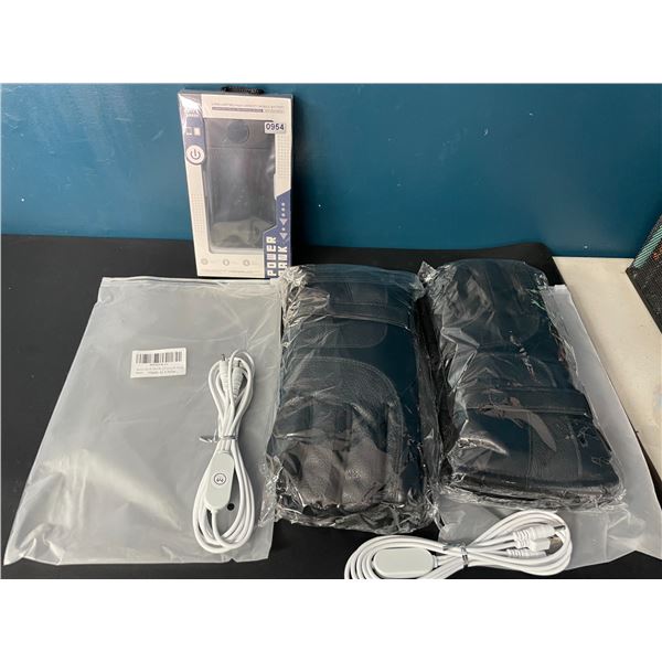 Lot of 2 Pairs of Heated Gloves & 1 High-Power 10,000mAh Powerbank