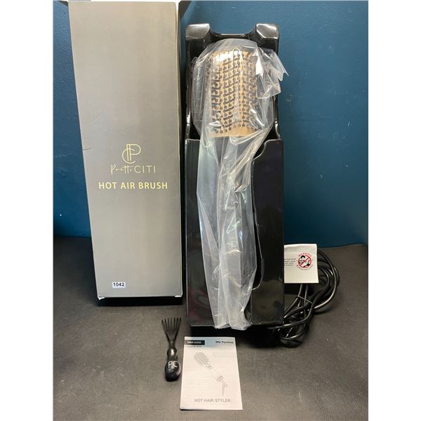 Lot of 1 Pretti Citi Hot Air Brush/Hair Styling Brush