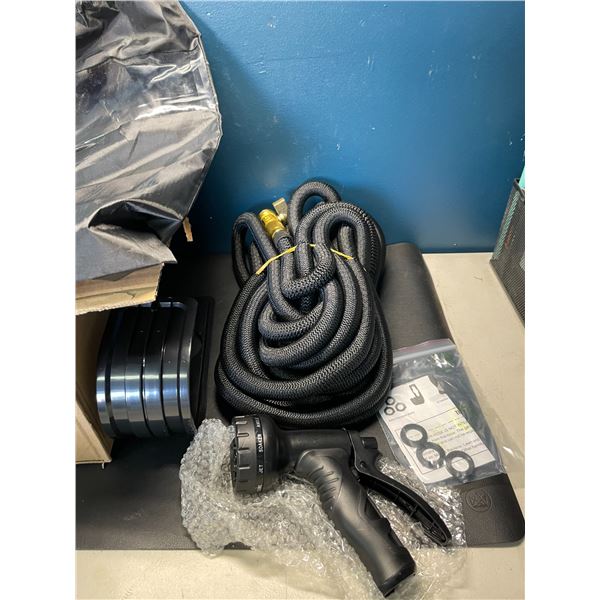 Lot of 1 Expandable Garden Hose w/ Nozzle & Hose Hanger - Brand New!
