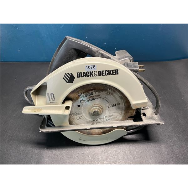 Lot of 1 Black and Decker Circular Saw - Used/Powers On
