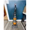 Image 1 : Lot of 1 Dyson Upright Vacuum - Used