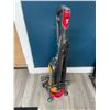 Image 2 : Lot of 1 Dyson Upright Vacuum - Used
