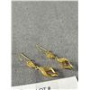 Image 2 : Lovely Pair Of 10K Gold Earrings