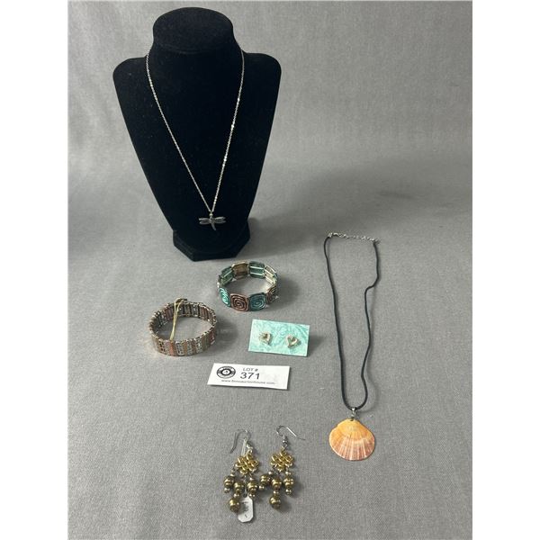 Nice Lot Of Interesting Bracelets & Earrings