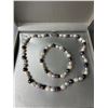 Image 2 : Genuine Pearl Necklace & Bracelet Set