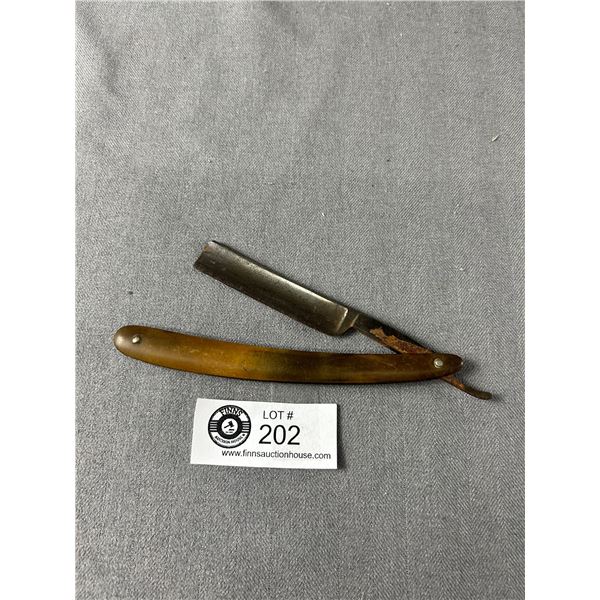 Antique Horn Handle Cut Throat Razor. Circa 1890-1910