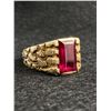 Image 1 : Vintage Men's 10K Gold Ring with Ruby (?) Center Stone.Size 13.5