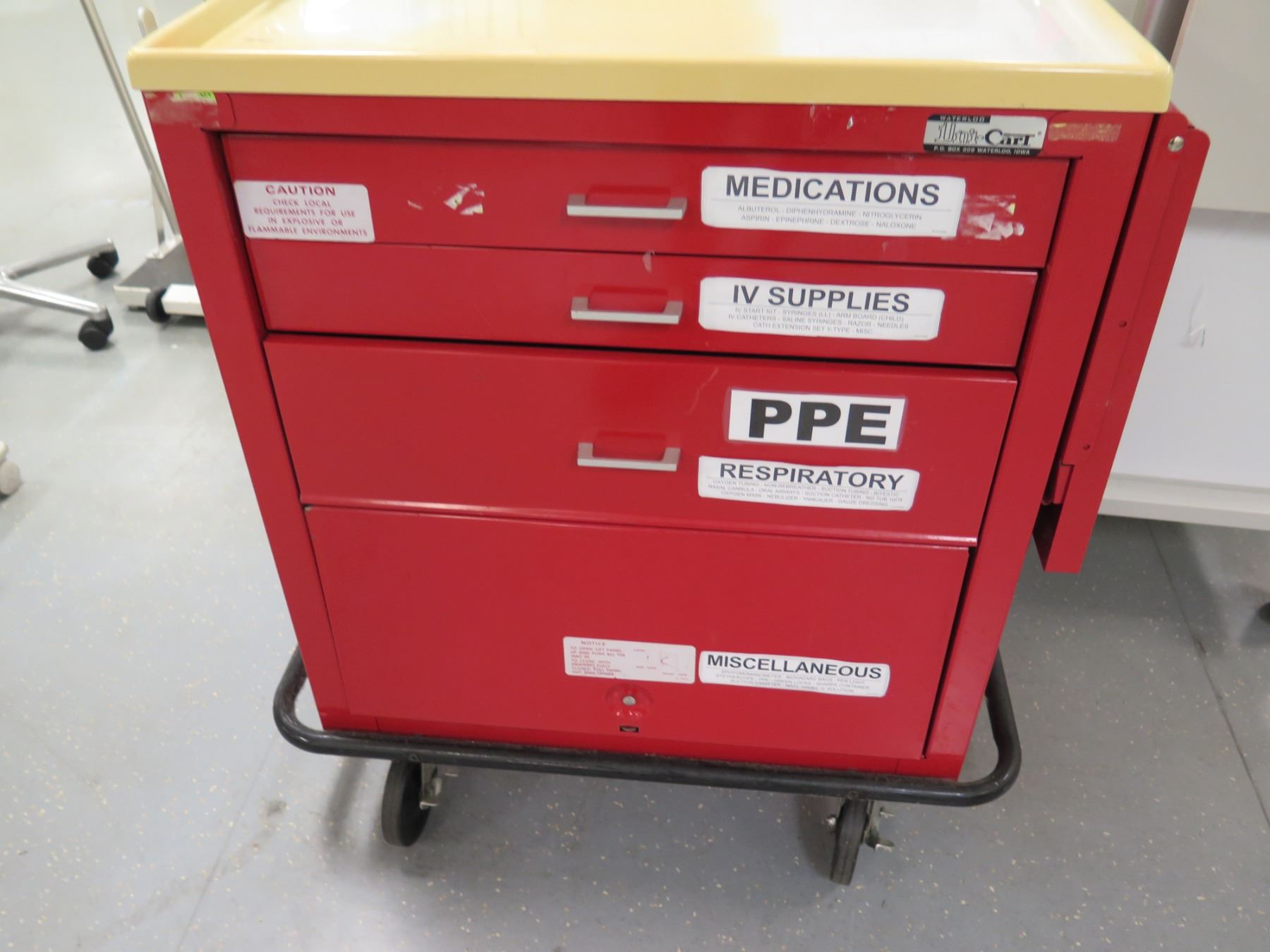 Waterloo Uni-Cart Healthcare Rolling Emergency Cart w/ 4-Drawers 27