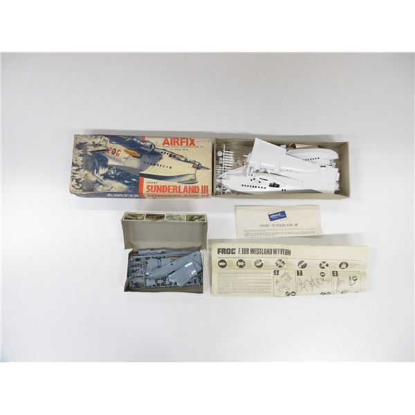 ASSORTED BRITISH AIRPLANE MODEL LOT