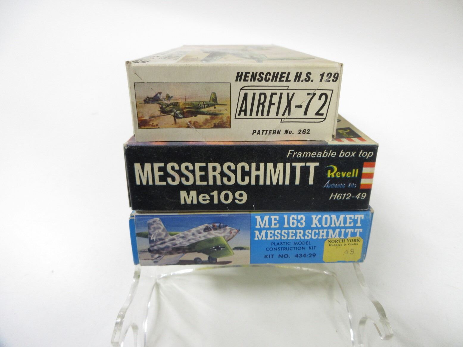 ASSORTED GERMAN AIRPLANE MODEL KIT LOT