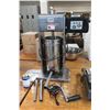 Image 1 : MACHINE À SAUCISSE LEM #ST901  33w, 60z