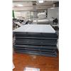 Image 2 : LOT:25 TABLETTES EN MÉTAL POUR FRIGOS  24-1/2"x22-1/2"