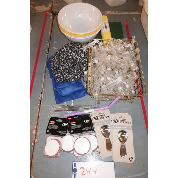 LOT D'ITEMS VARIÉS