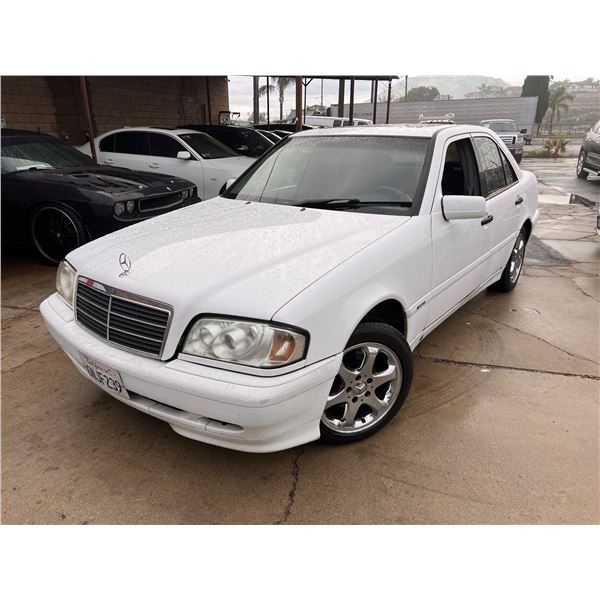 1998 Mercedes Benz C-Class - CLEAN/228,327 Mi