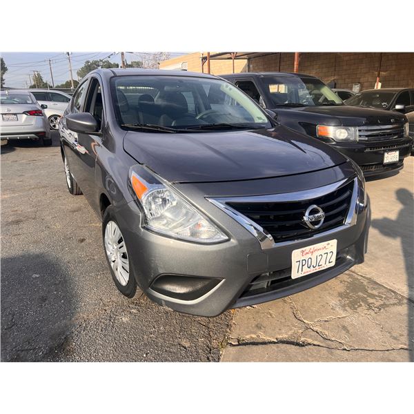 2016 Nissan Versa SV - CLEAN/121,234 Mi
