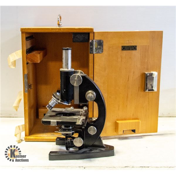 VINTAGE KARL ZEISS JENA SCIENTIFIC MICROSCOPE IN