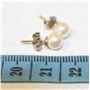 Image 1 : PEARL STUD EARRINGS