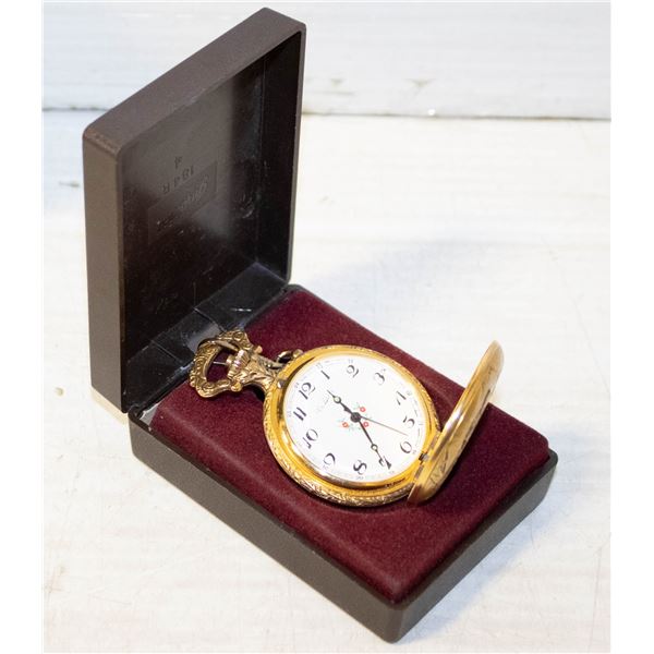 1 ANTIQUE POCKET WATCH IN A CASE