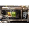 Image 2 : NEW CUISINART CMW-100 STAINLESS STEEL MICROWAVE