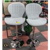 Image 1 : 2 NEW MODERN WHITE FABRIC BAR HEIGHT STOOLS - WITH