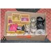 Image 1 : BOX OF CANDLE HOLDERS